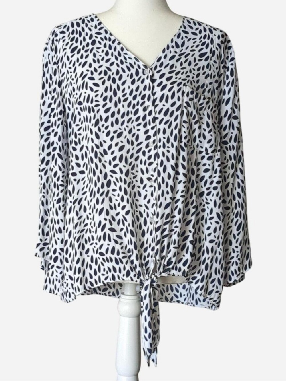 Chico's Navy & White Abstract Leaf Print V-Neck Blouse with Front Tie Size 3/XL
